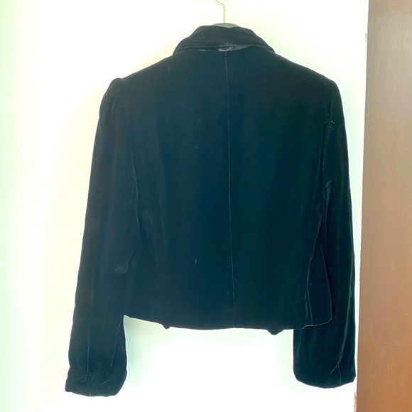 Velvet Cropped Blazer w/ Button Detail - Picture 2 of 5